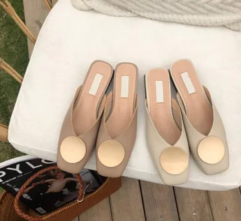 2020 Brand Designer De Femei Papuci De Casă Aluneca Pe Catâri Toc Plat Pantofi Casual Britanic Catarama Lamele Din Lemn Bloc Tocuri Încălțăminte De Vară